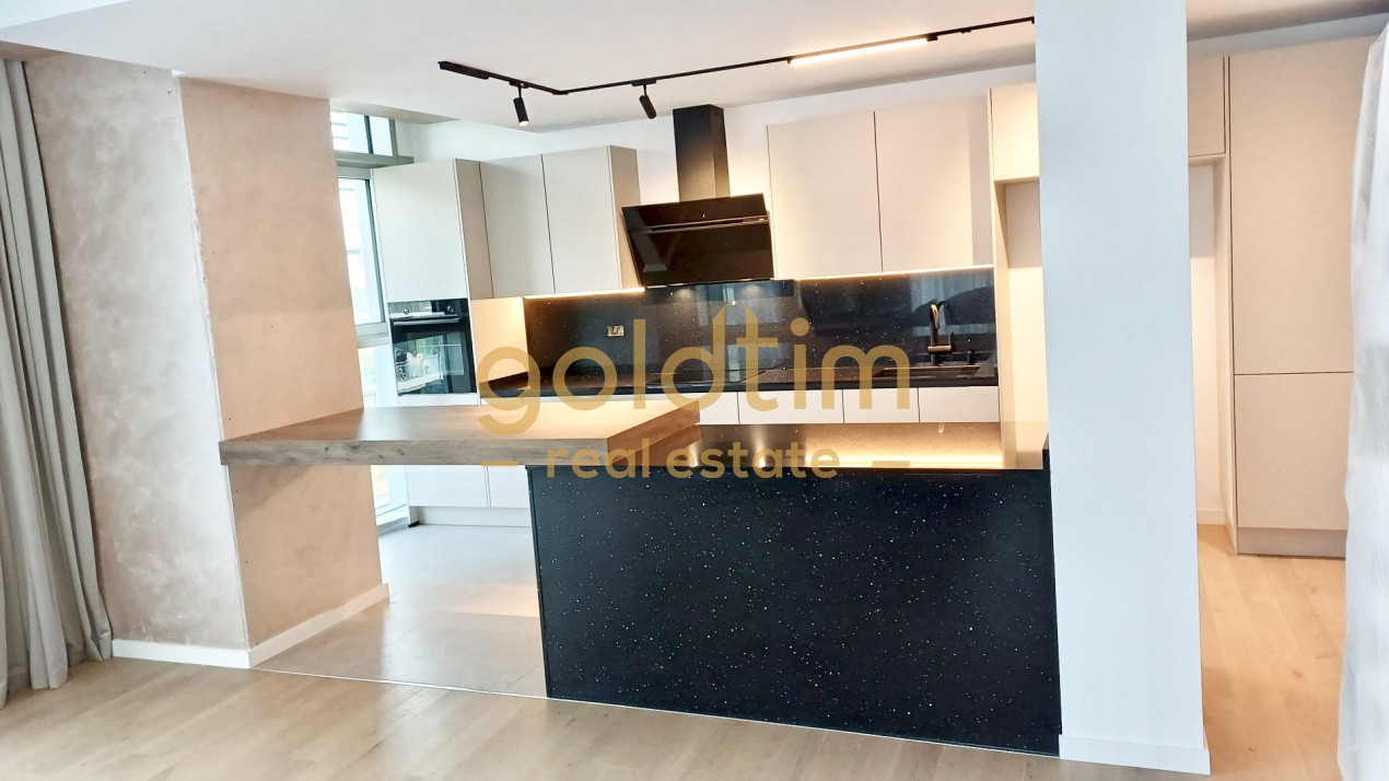 PRIMA CHIRIE/LUX/PISCINA/SPA/MOBILAT/UTILAT/TERASA/GARAJ/FLOREASCA/UP-SITE