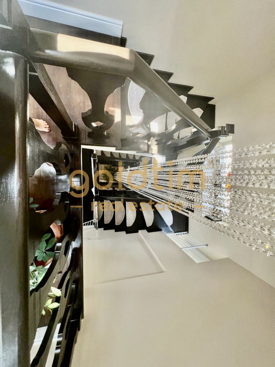 VILA INDIVIDUALA/ZONA IANCU NICOLAE/DESIGN UNIC/GARAJ/CRAMA/CURTE AMENAJATA/