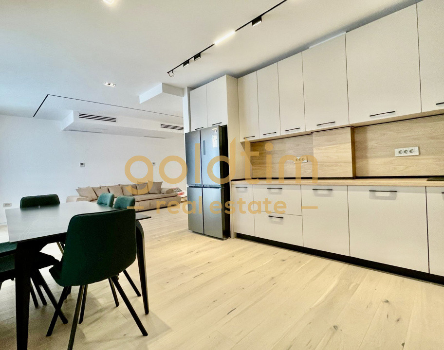 DUPLEX/ZONA REFERINTA/ LOC PARCARE