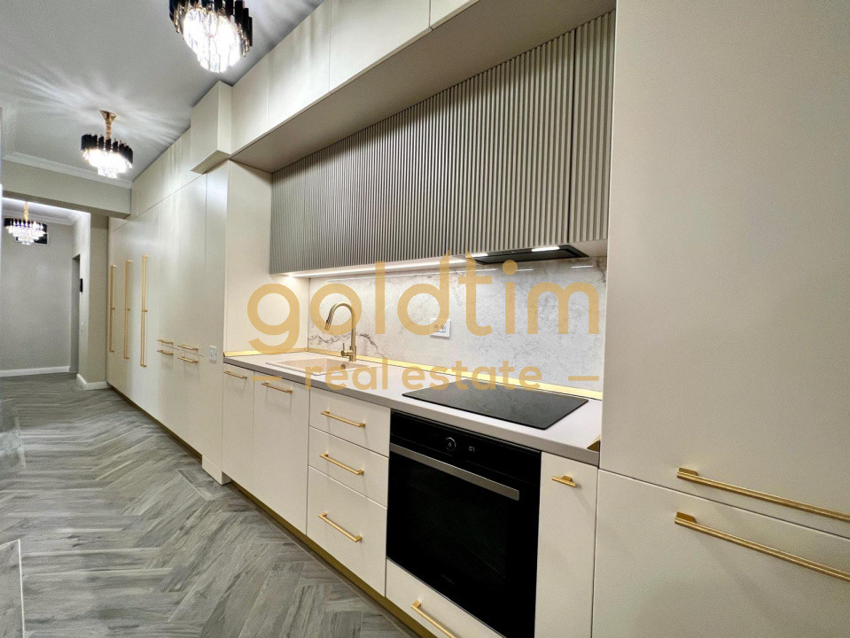 PIPERA/LUXOS SI LUMINOS/PARCARE INCLUSA