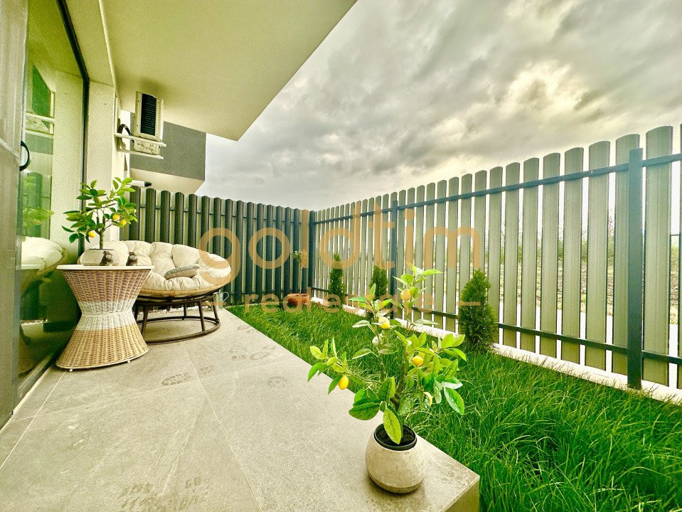 STUDIO SUPERB/CURTE/PARCARE INCLUSA /TERASA GENEROASA