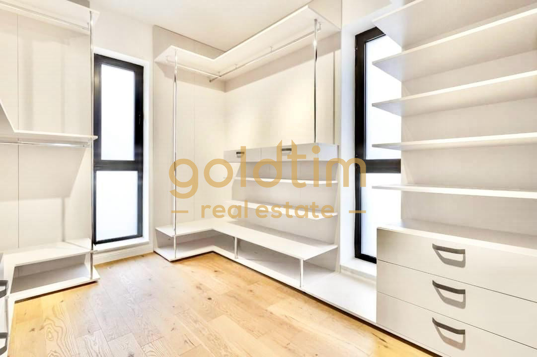 VILA/COMPLEX/PISCINA/LOC JOACA/ MOBILATA/UTILATA/CURTE 100mp/GARAJ3LOCURI/PIPERA