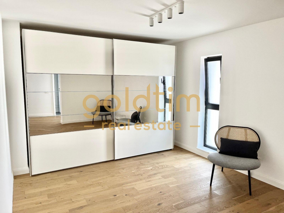 VILA/COMPLEX/PISCINA/LOC JOACA/ MOBILATA/UTILATA/CURTE 100mp/GARAJ3LOCURI/PIPERA