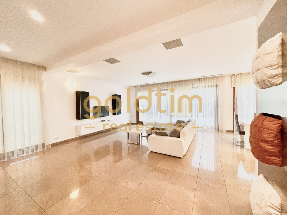 NOU/PISCINA/ CURTE/ TERASA 80 mp/ GARAJ