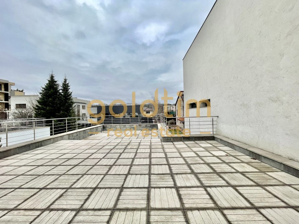 NOU/PISCINA/ CURTE/ TERASA 80 mp/ GARAJ