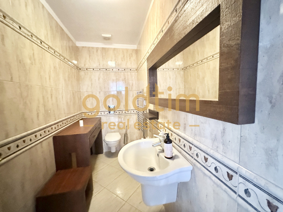 VILA CU IESIRE LA LAC/CURTE LIBERA 1100/GARAJ/PONTON/SNAGOV/GHERMANESTI