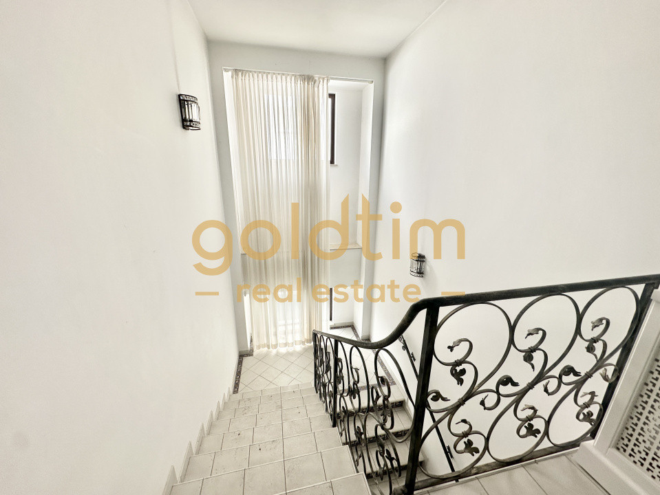 VILA CU IESIRE LA LAC/CURTE LIBERA 1100/GARAJ/PONTON/SNAGOV/GHERMANESTI