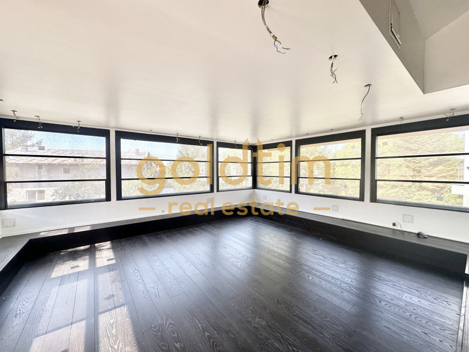 VILA CU IESIRE LA LAC/CURTE LIBERA 1100/GARAJ/PONTON/SNAGOV/GHERMANESTI