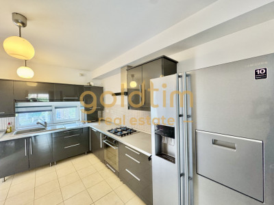 VILA COLT/ 2 LOCURI PARCARE/ ANSAMBLU SECURIZAT