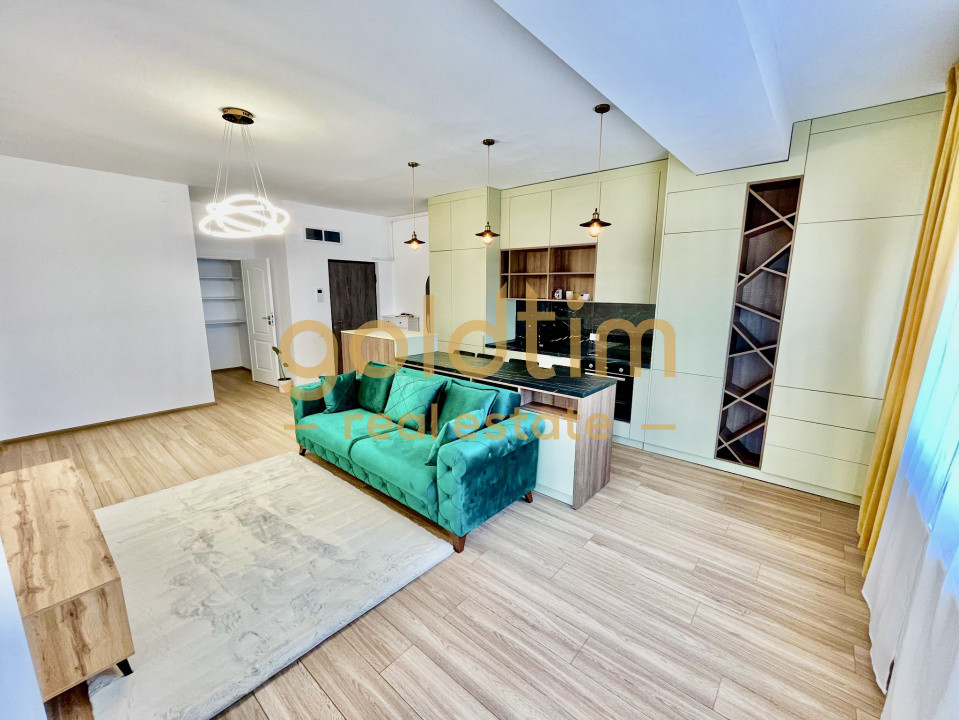 PIPERA/APARTAMENT LUMNINOS SI MODERN/DRESSING/SPATII GENEROASE