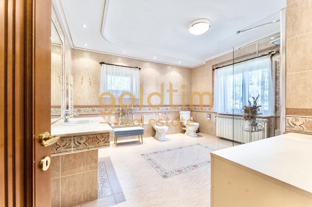 VILA IMPRESIONANTA/LUX/CURTE/GRADINA/PISCINA/GARAJ/IANCU NICOLAE