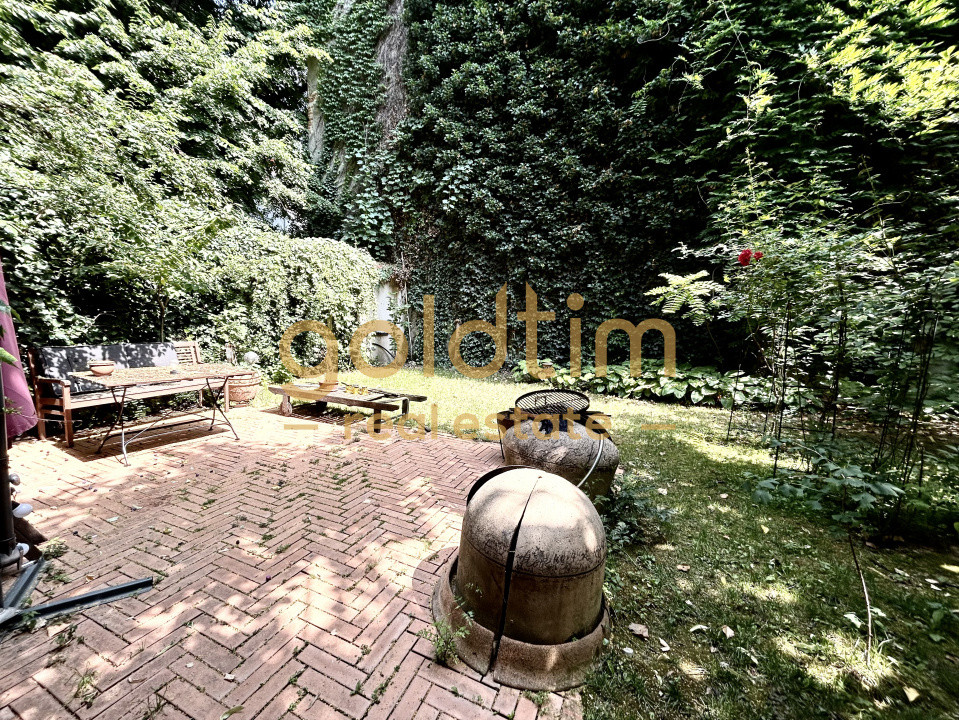 6 CAMERE FABULOS IN VILA 226MP:TERASA13MP+GRADINA 155MP, GARAJ,BOXE,ARMENEASCA