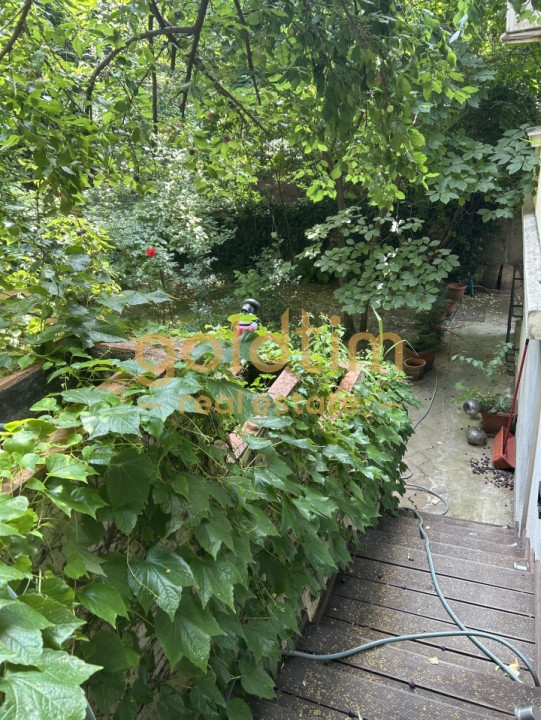 6 CAMERE FABULOS IN VILA 226MP:TERASA13MP+GRADINA 155MP, GARAJ,BOXE,ARMENEASCA