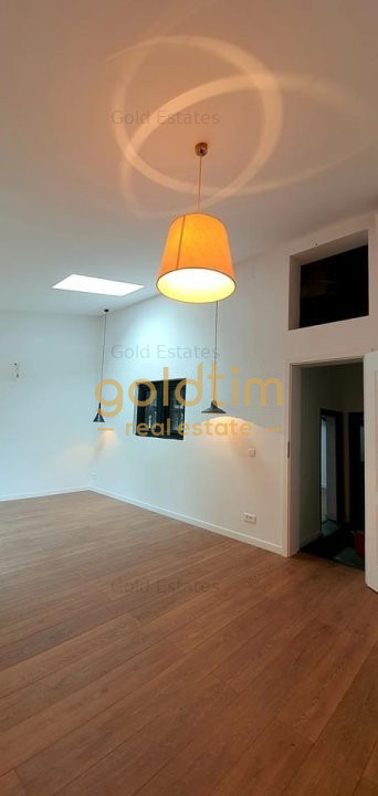 Cea mai spectaculoasa casa cu cu gradina si interior de poveste/ Gradina Icoanei