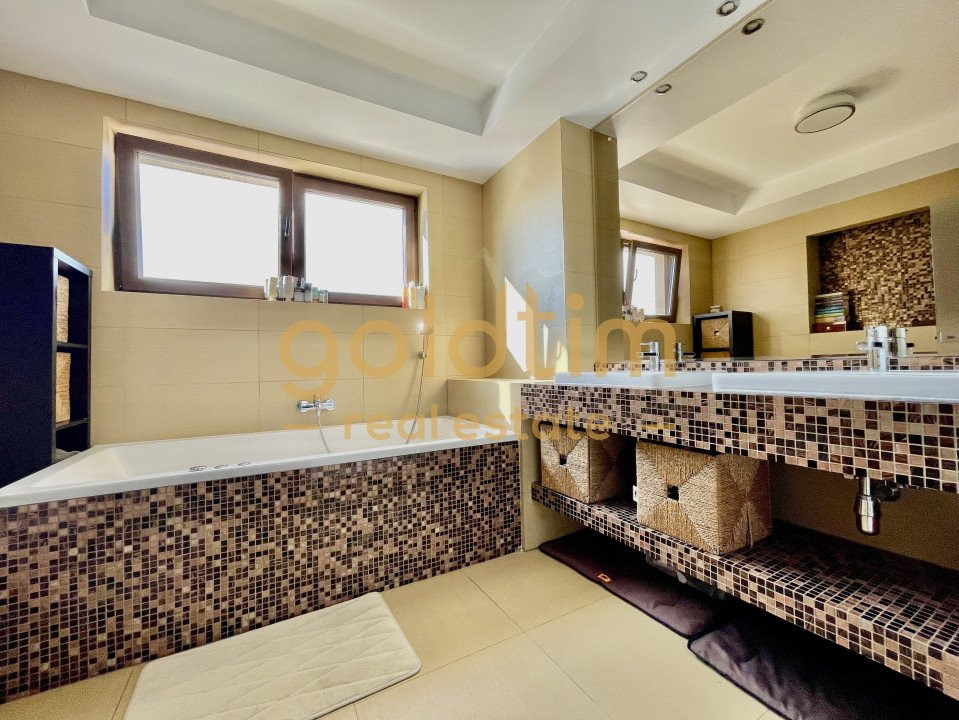 COMISION 0/SUPERB/ PENTHOUSE TERASA 130 MP/ MOBILAT SI UTILAT