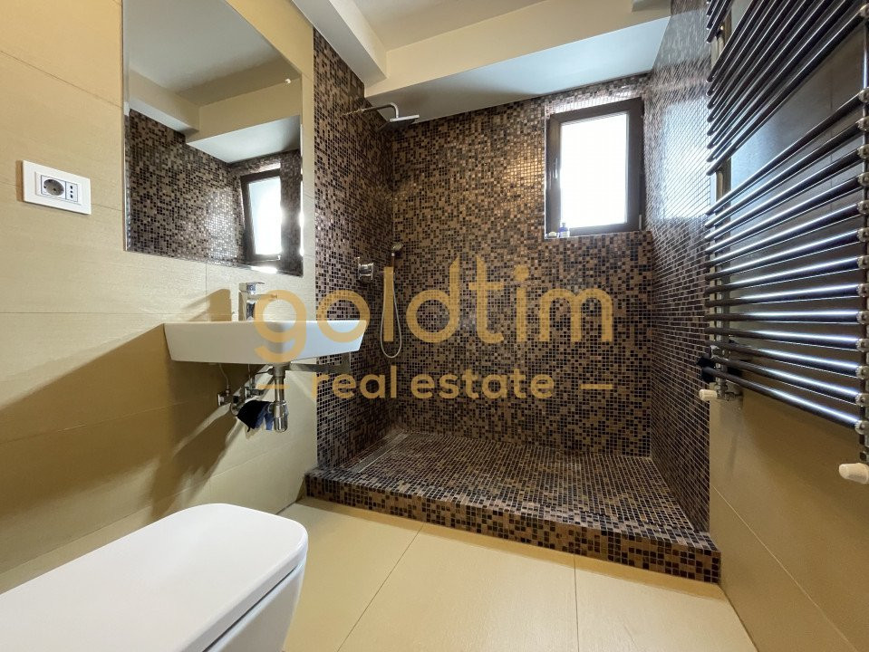 COMISION 0/SUPERB/ PENTHOUSE TERASA 130 MP/ MOBILAT SI UTILAT