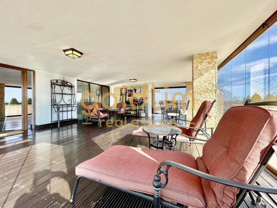 COMISION 0/SUPERB/ PENTHOUSE TERASA 130 MP/ MOBILAT SI UTILAT