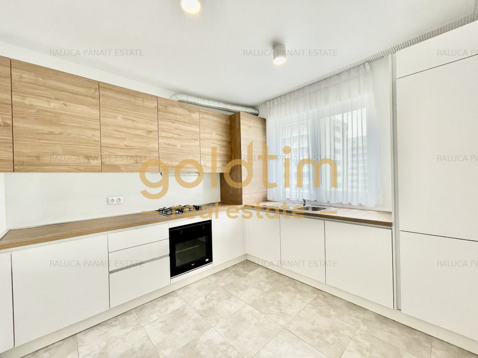 NOU/PRIVELISTE/ PARCARE/BUCATARIE INCHISA