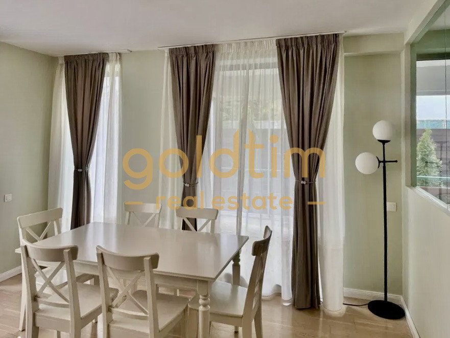 PIPERA/PISCINA INTERIOARĂ/PARCARE INCLUSA/COMPLEX SECURIZAT/