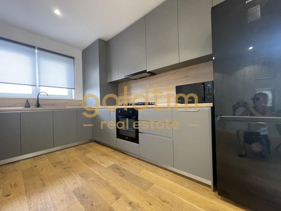 PET FRIENDLY/NOU/VILA SUPERBA/ 2 PARCARI/CURTE  GENEROASA/ SCOALA AMERiCANA