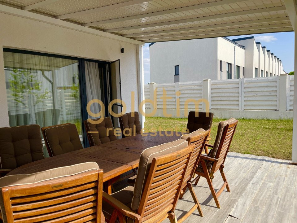 PET FRIENDLY/NOU/VILA SUPERBA/ 2 PARCARI/CURTE  GENEROASA/ SCOALA AMERiCANA