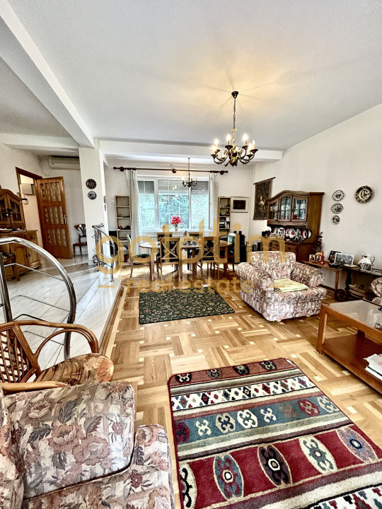 VILA 5 CAMERE CU PISCINA/TEREN 2650MP/CASA PERSONAL/GARAJ/SNAGOV-CIOFLICENI/