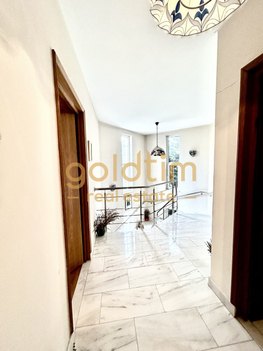 VILA 5 CAMERE CU PISCINA/TEREN 2650MP/CASA PERSONAL/GARAJ/SNAGOV-CIOFLICENI/