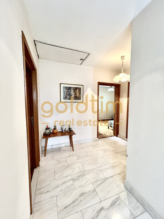 VILA 5 CAMERE CU PISCINA/TEREN 2650MP/CASA PERSONAL/GARAJ/SNAGOV-CIOFLICENI/