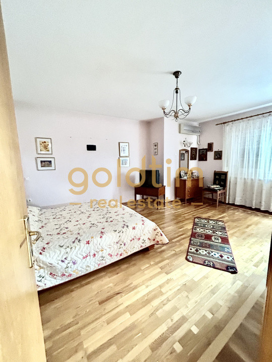 VILA 5 CAMERE CU PISCINA/TEREN 2650MP/CASA PERSONAL/GARAJ/SNAGOV-CIOFLICENI/