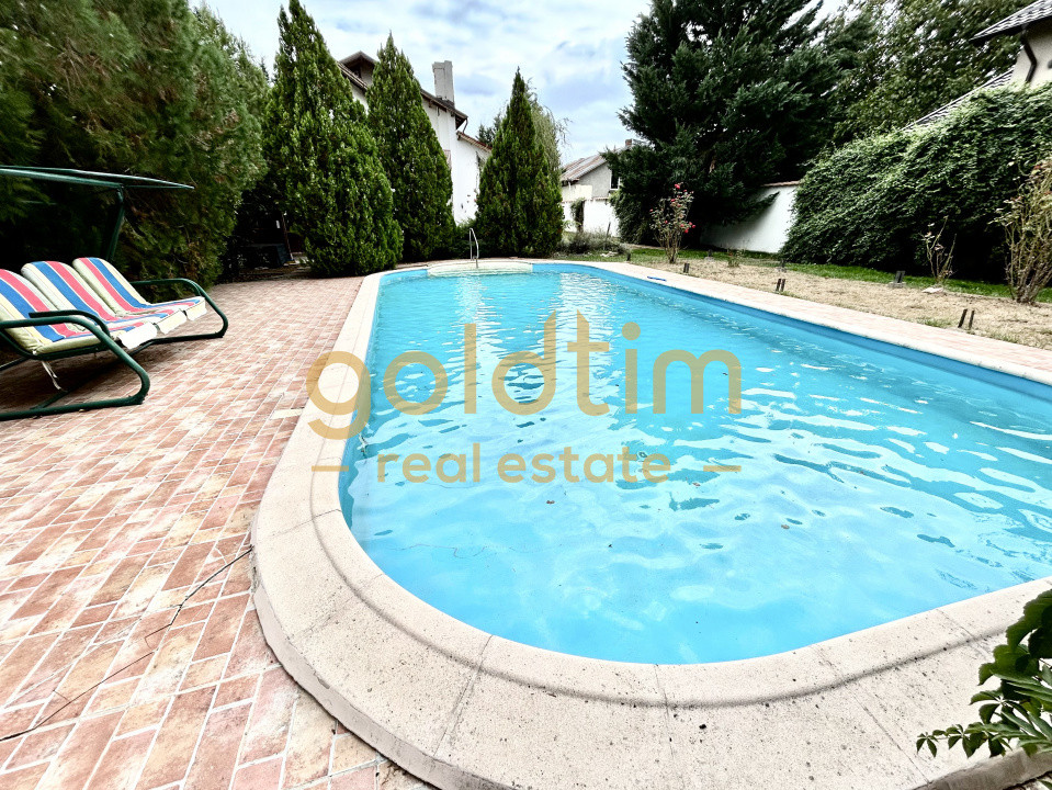 VILA 5 CAMERE CU PISCINA/TEREN 2650MP/CASA PERSONAL/GARAJ/SNAGOV-CIOFLICENI/