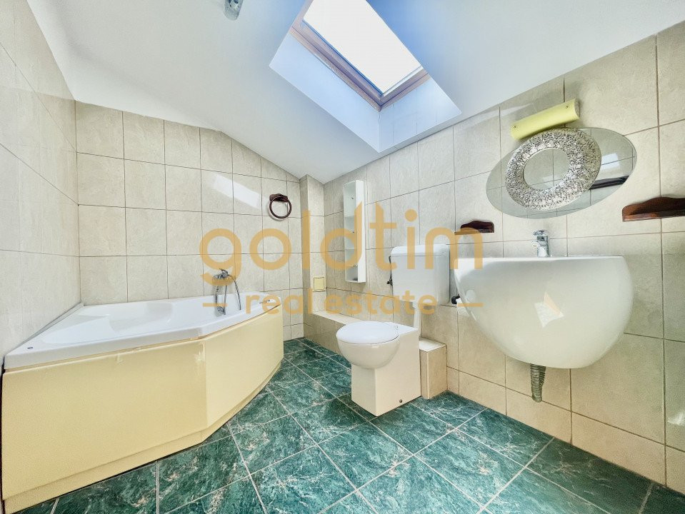 AZUR/ VILA 4 CAMERE TRANSFORMATA dIn 5/ SPATII GENEROASE