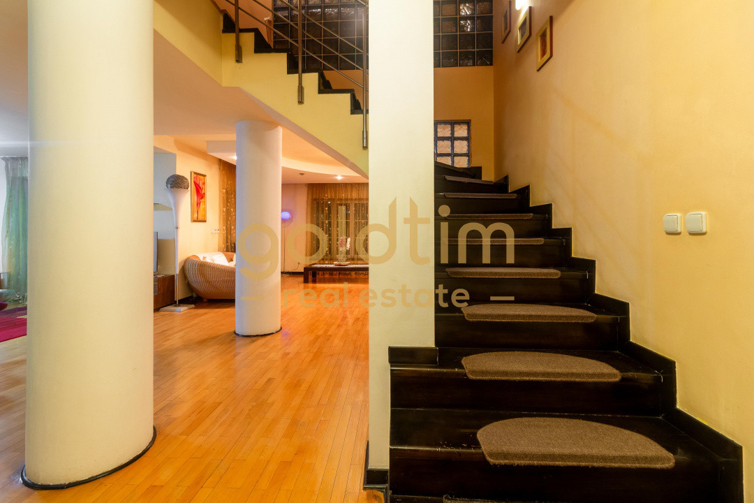 VILA DUPLEX/COMPLEX INCHIS SECURIZAT/BANEASA RESIDENTIAL/IANCU NICOLAE/ GARAJ