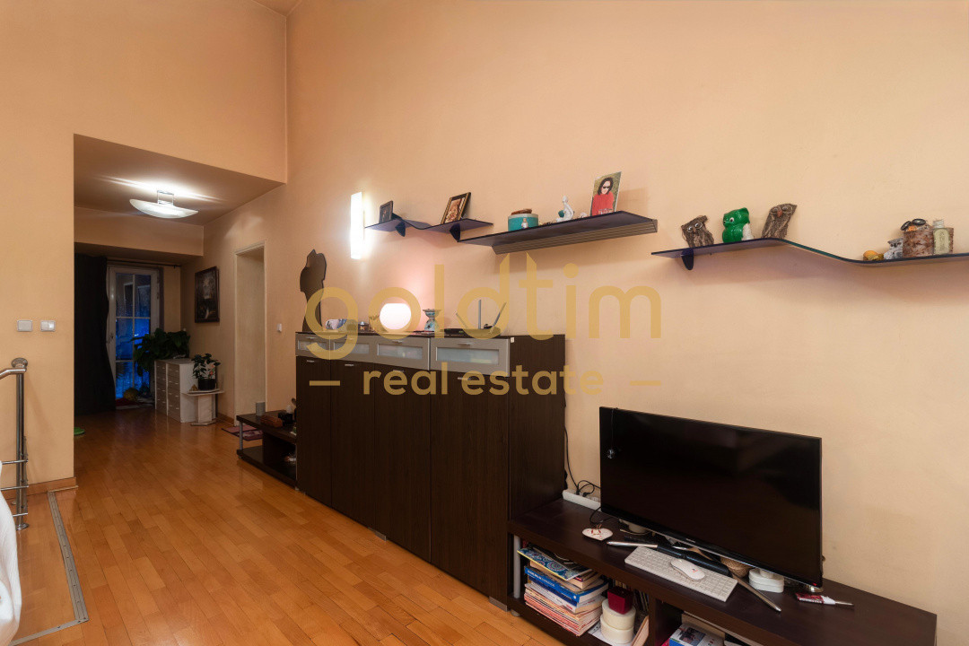 VILA DUPLEX/COMPLEX INCHIS SECURIZAT/BANEASA RESIDENTIAL/IANCU NICOLAE/ GARAJ