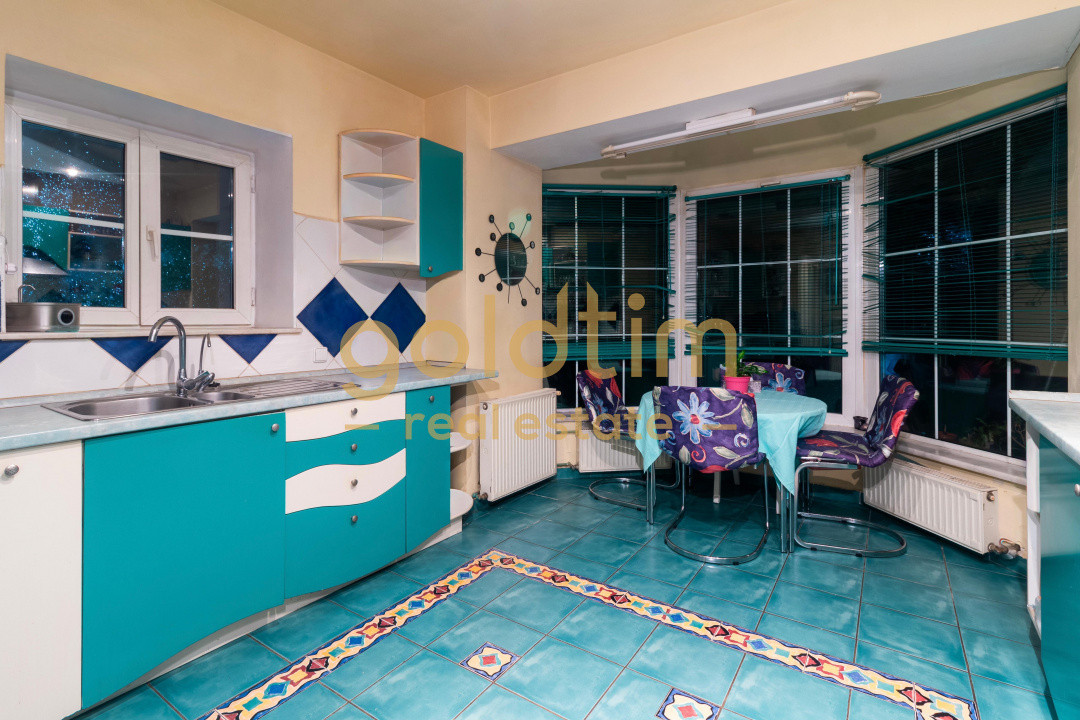 VILA DUPLEX/COMPLEX INCHIS SECURIZAT/BANEASA RESIDENTIAL/IANCU NICOLAE/ GARAJ