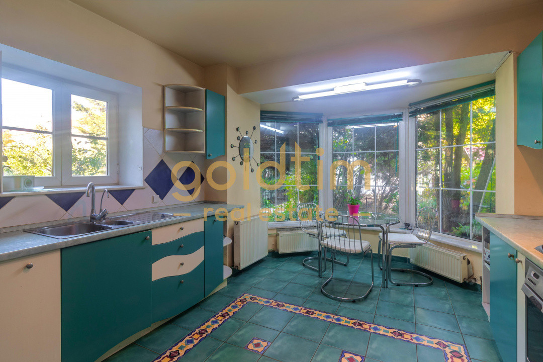 VILA DUPLEX/COMPLEX INCHIS SECURIZAT/BANEASA RESIDENTIAL/IANCU NICOLAE/ GARAJ