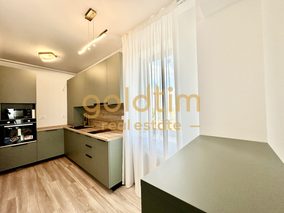 VEDERE LA MARE/LUMINOS/PARCARE INCLUSA/SUPERB MOBILAT/SPATII DE DEPOZITARE 