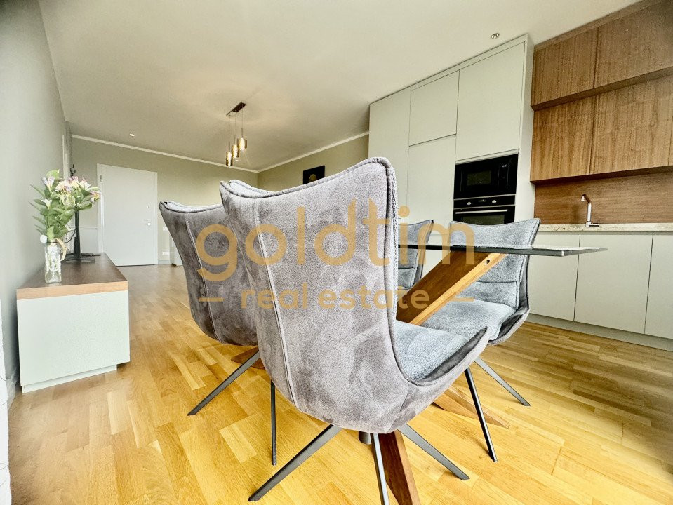 SPATII GENEROASE/PARCARE/SPATII DE DEPOZITARE/ATLAS