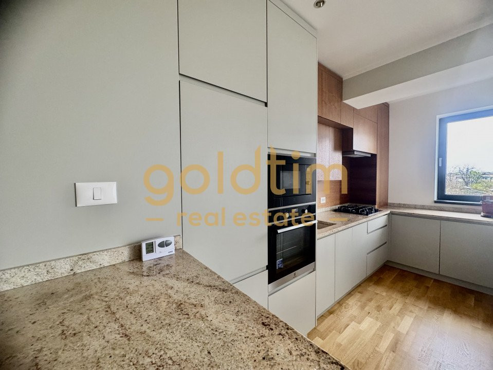 SPATII GENEROASE/PARCARE/SPATII DE DEPOZITARE/ATLAS