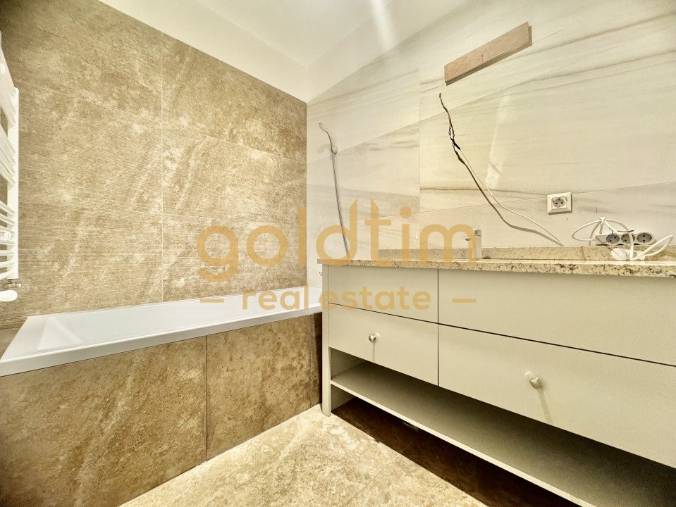 SPATII GENEROASE/PARCARE/SPATII DE DEPOZITARE/ATLAS