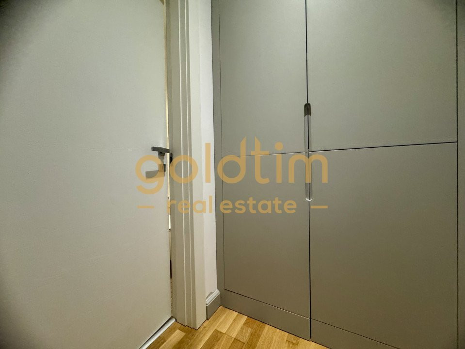 SPATII GENEROASE/PARCARE/SPATII DE DEPOZITARE/ATLAS