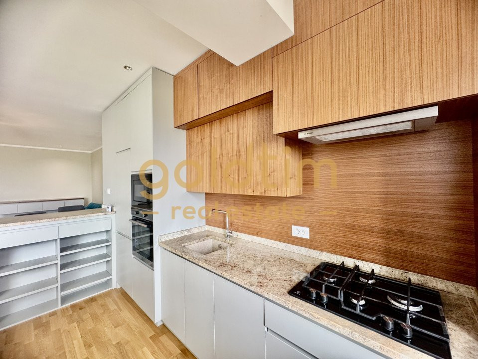 SPATII GENEROASE/PARCARE/SPATII DE DEPOZITARE/ATLAS