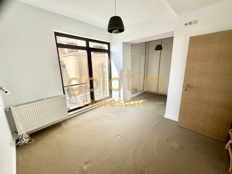 3 CAMERE SUPERB 80MP+TERASA 15MP/BLOC BOUTIQUE/PARCARE/CASIN-DOMENII-KISELEFF