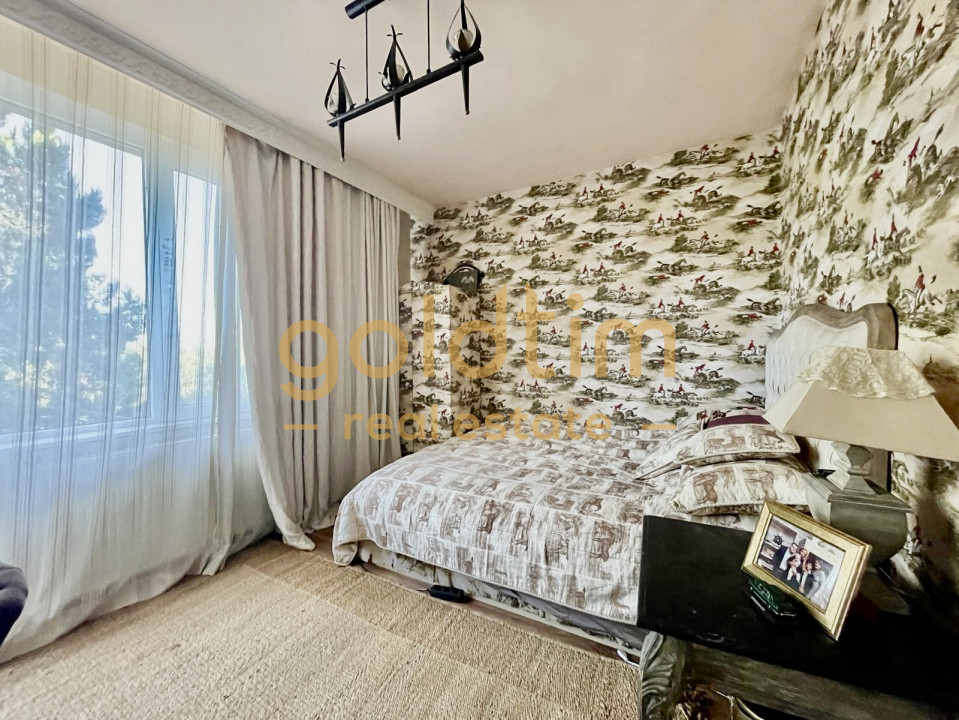 SUPERB/GRADINA/VEGETATIE MATURA/VILA INDIVIDUALA/PISCINA EXTERIOARA