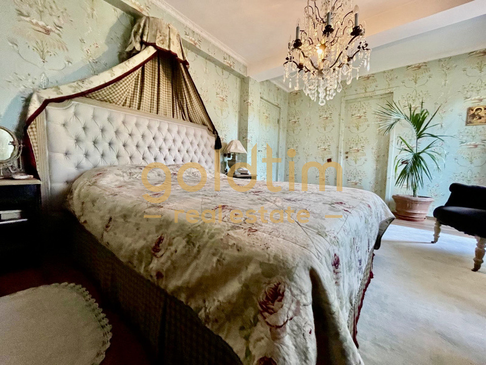 SUPERB/GRADINA/VEGETATIE MATURA/VILA INDIVIDUALA/PISCINA EXTERIOARA