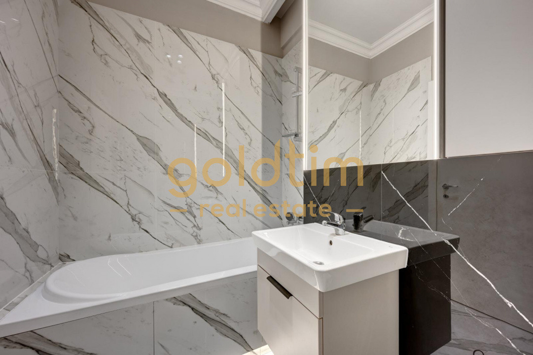 AVIATIEI/SUPERB/LUMINOS/PARCARE INCLUSA