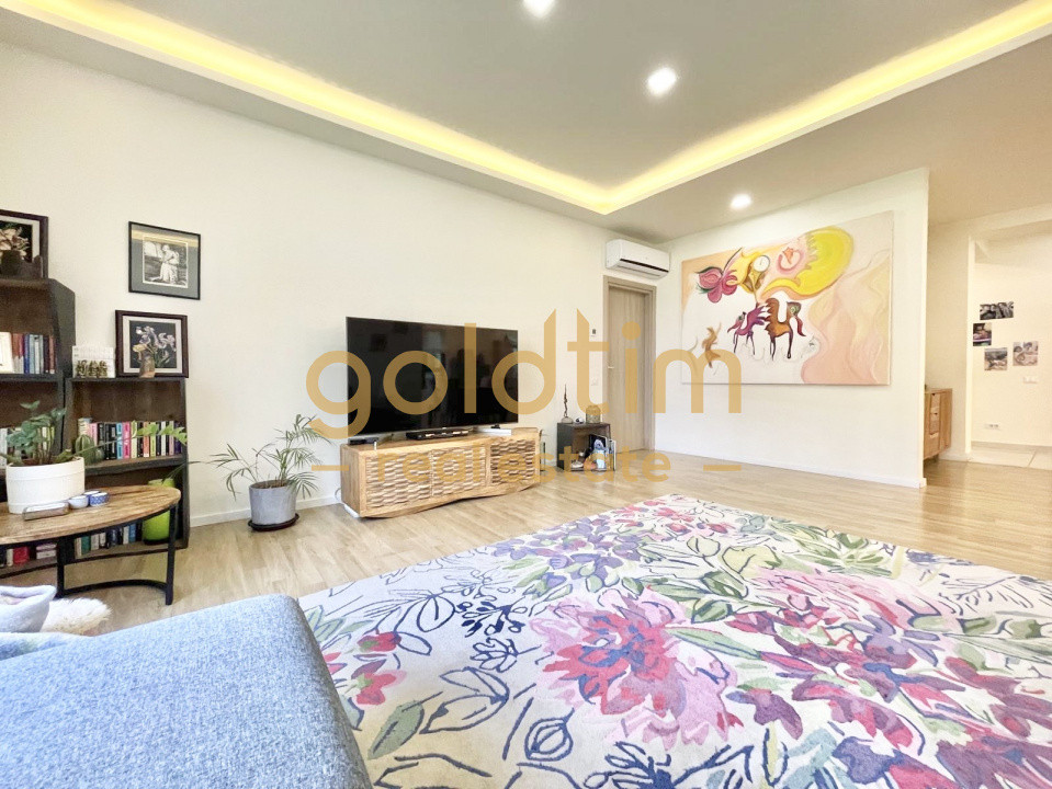 VILA INDIVIDUALA/COMPLEX INCHIS/BANEASA RESIDENTIAL/IANCU NICOLAE