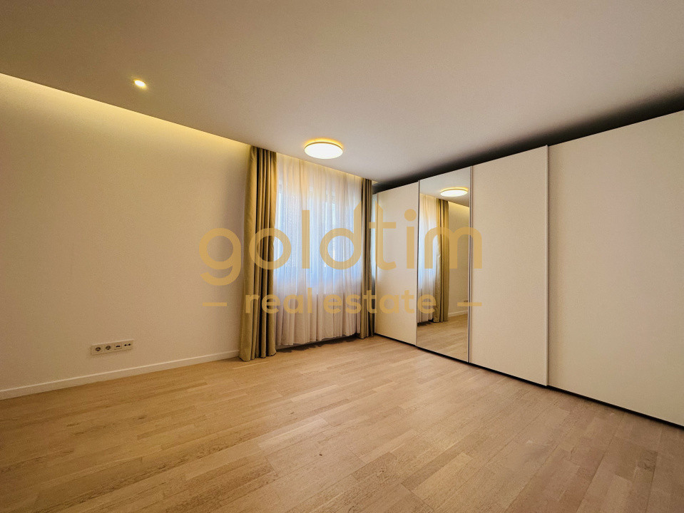 VILA CU PISCINA/CURTE/COMPLEX SECURIZAT/OXFORD GARDENS/PIPERA