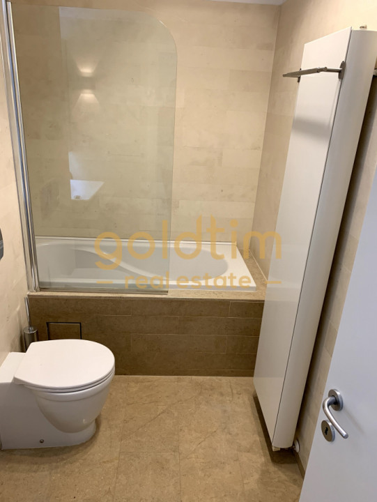 VILA CU PISCINA/CURTE/COMPLEX SECURIZAT/OXFORD GARDENS/PIPERA