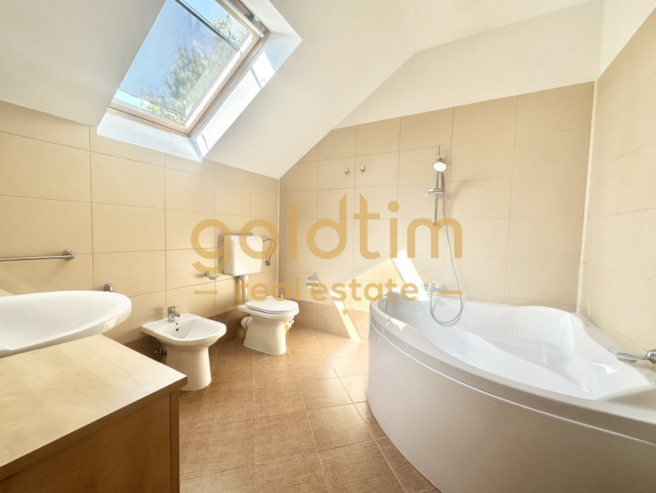 VILA CU PISCINA/CURTE 600MP/COMPLEX SECURIZAT/IANCU NICOLAE