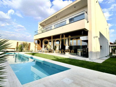 VILA IMPRESIONANTA SMART HOME TEHNOLOGIE ULTIMA GENERATIE/PISCINA/CORBEANCA/2024